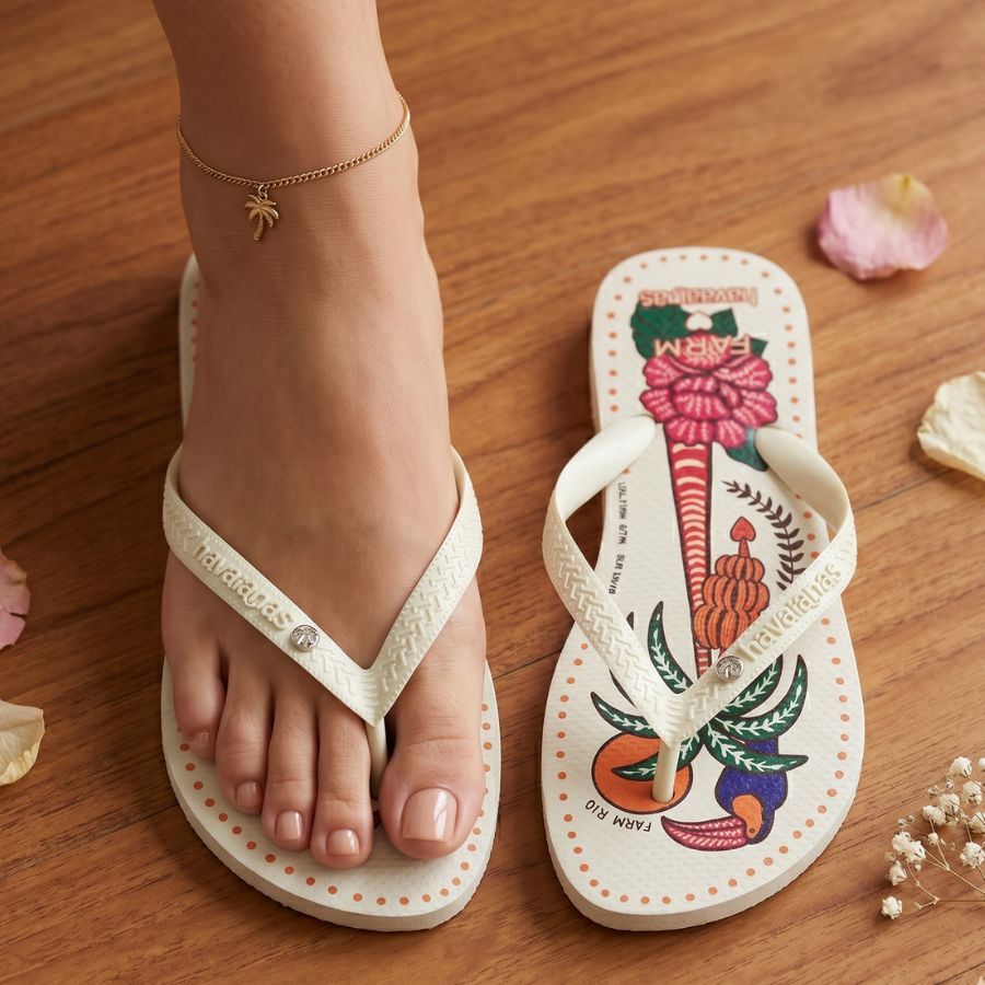 Chinelo Leve Para Uso Feminino Em Lazer E Praia Verão